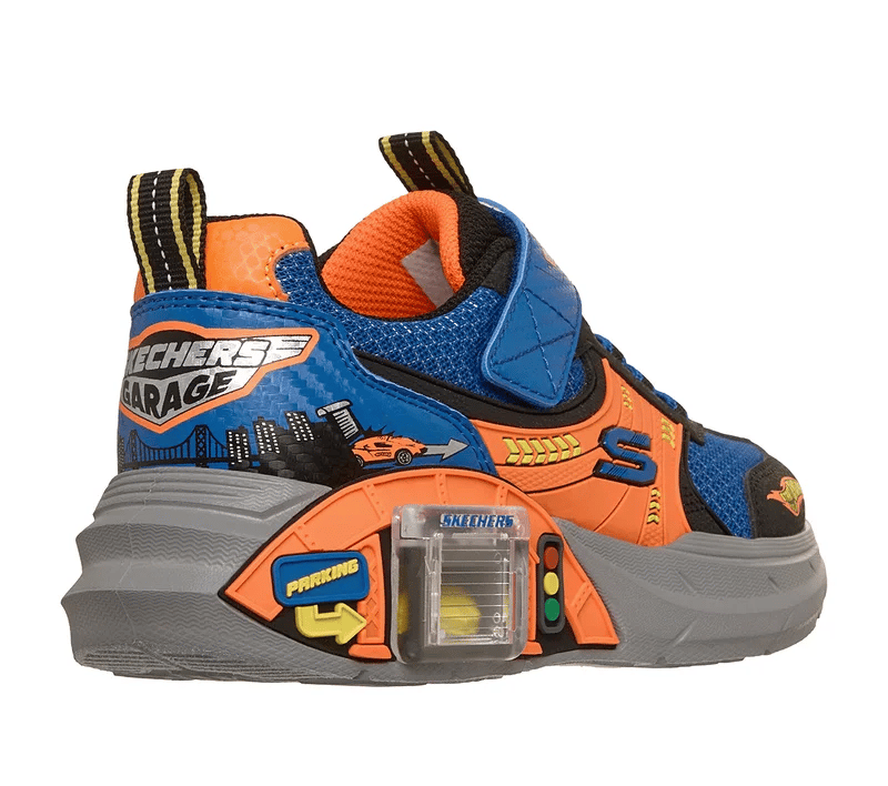 Skechers Garage