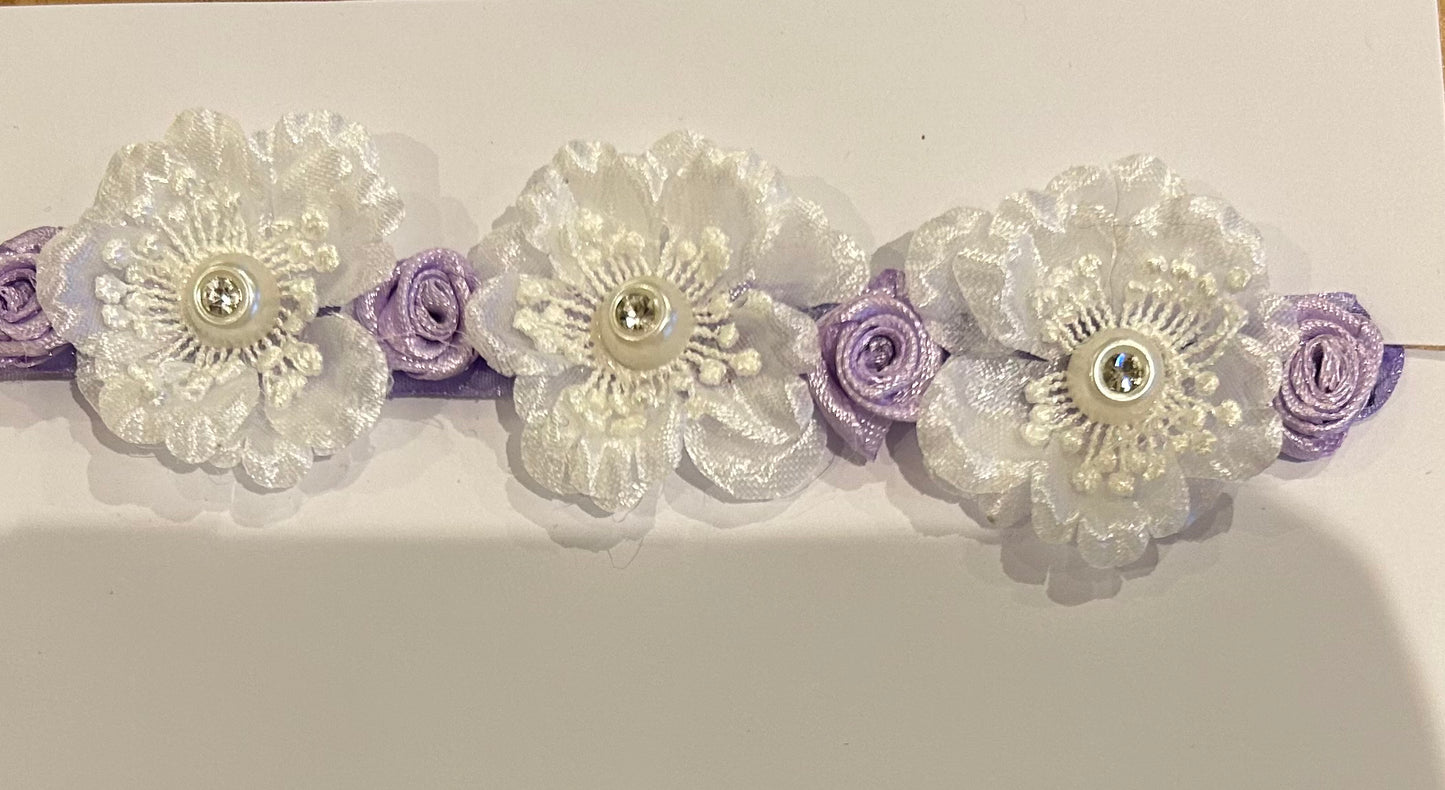 White & Lilac Bunwrap