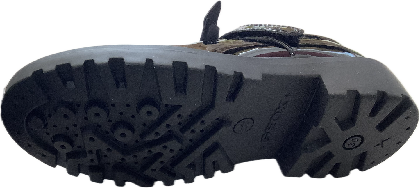Geox J Casey Patent