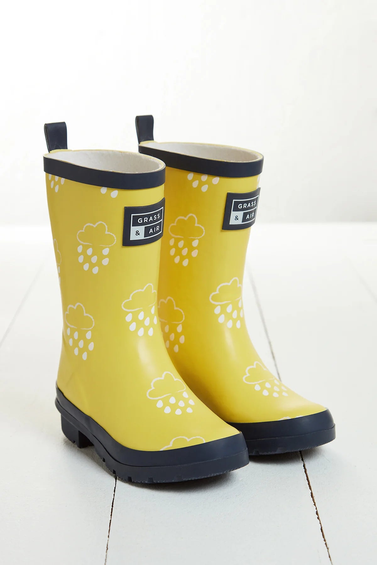 Grass & Air Junior Yellow Colour Changing Wellies